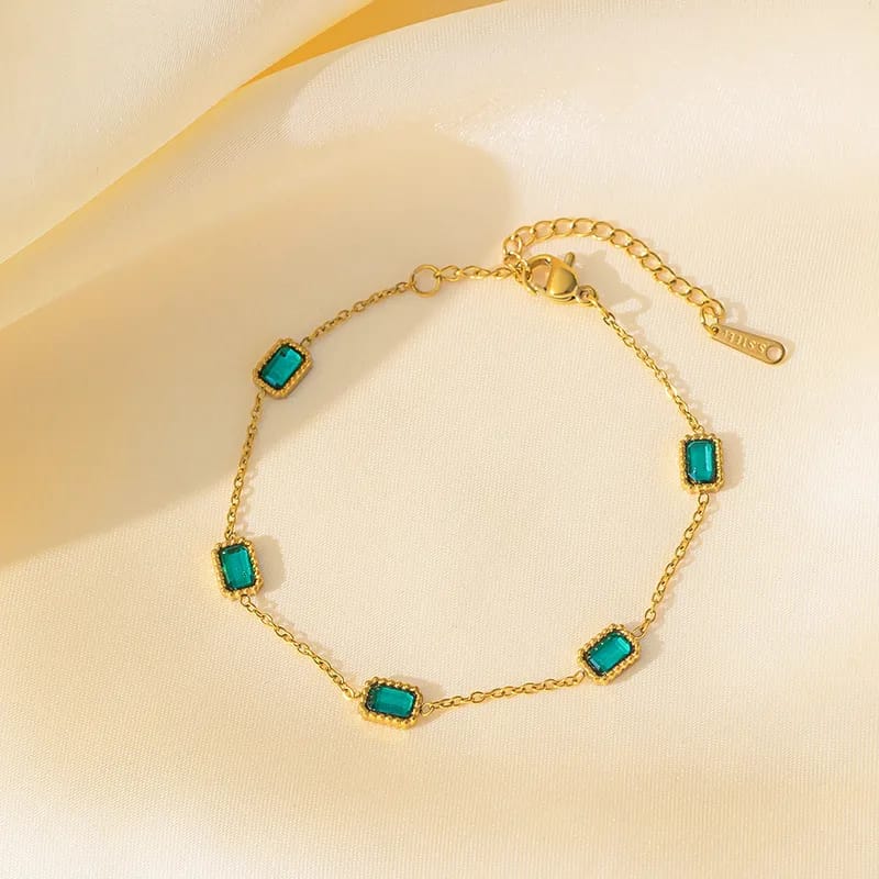 Emerald Glow  Bracelet