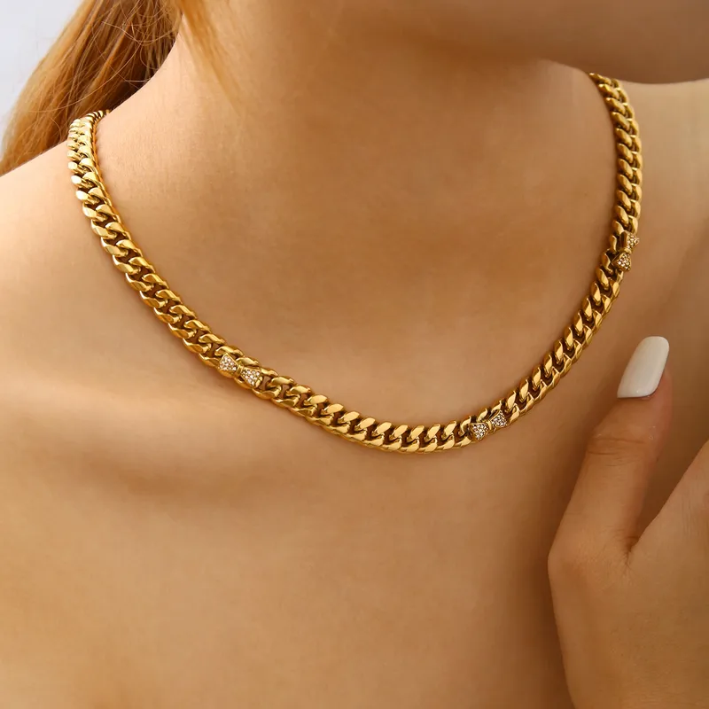 Cuban Chain Necklace with Crystal Accents - Image 3