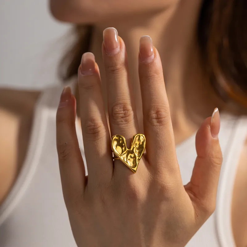Abstract Textured Ring - Image 5