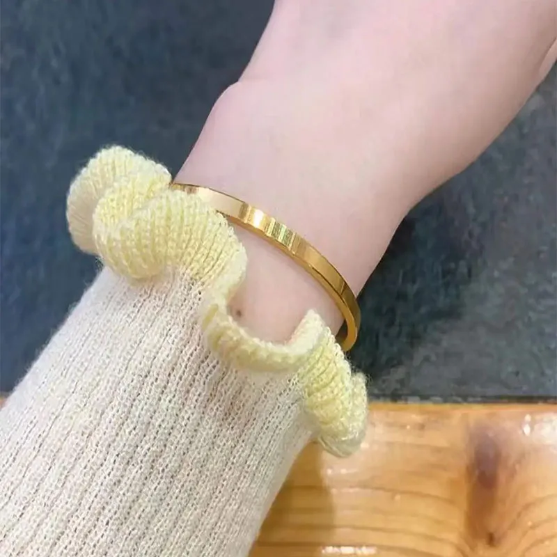 Sleek Bangle - Image 4