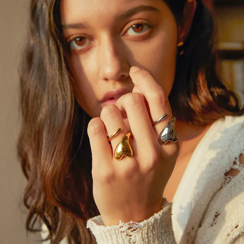 Abstract Wave Adjustable Ring - Image 5