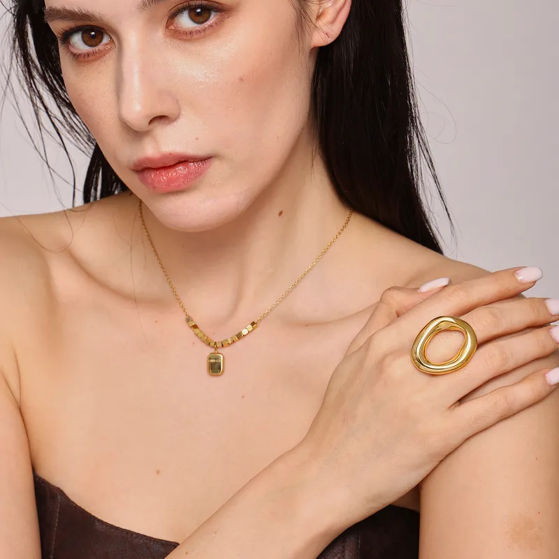Geometric Minimalist Pendant Necklace
