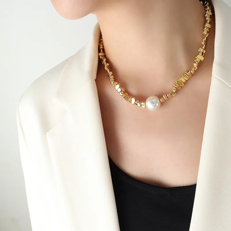 Pebble Choker with Pearl Accent - Image 5