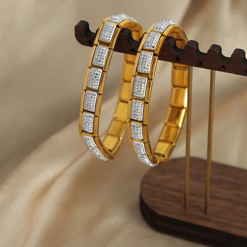 Gleam & Grace Bangle - Image 4