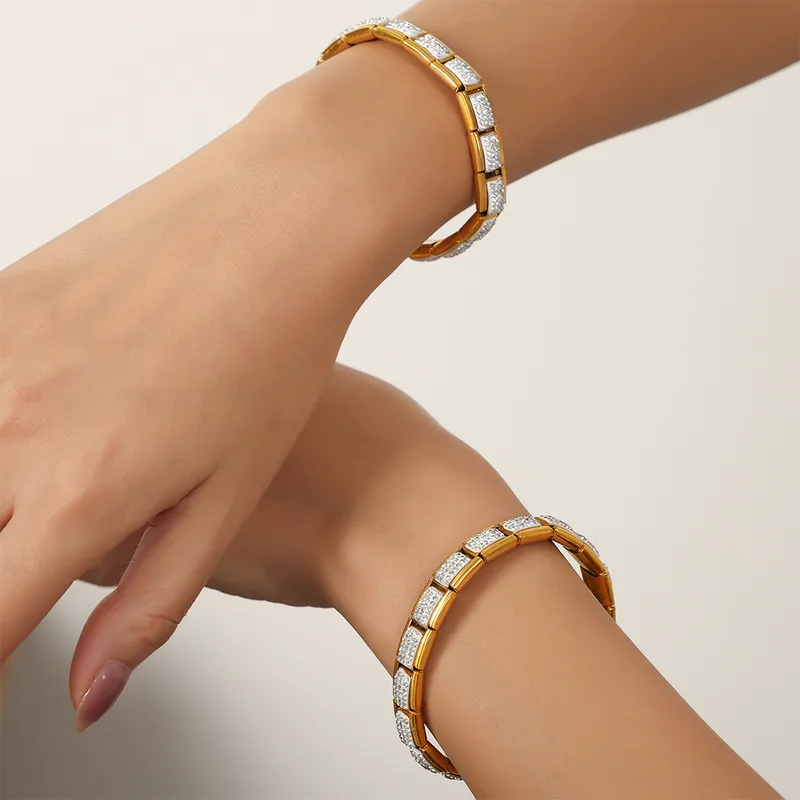 Gleam & Grace Bangle - Image 3