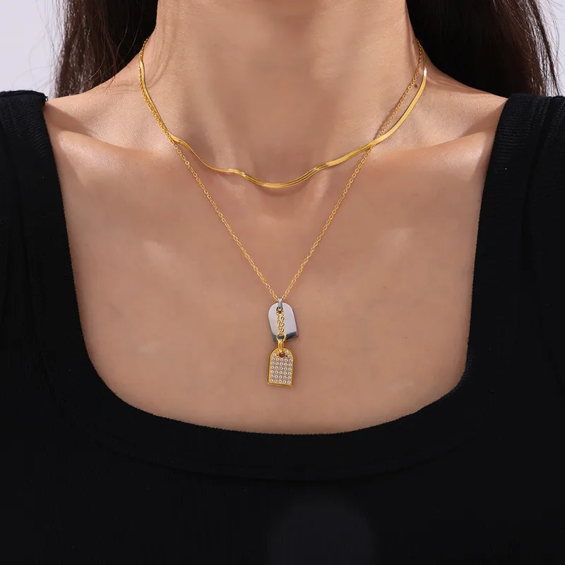 Two-Layer Tag Necklace - Image 6