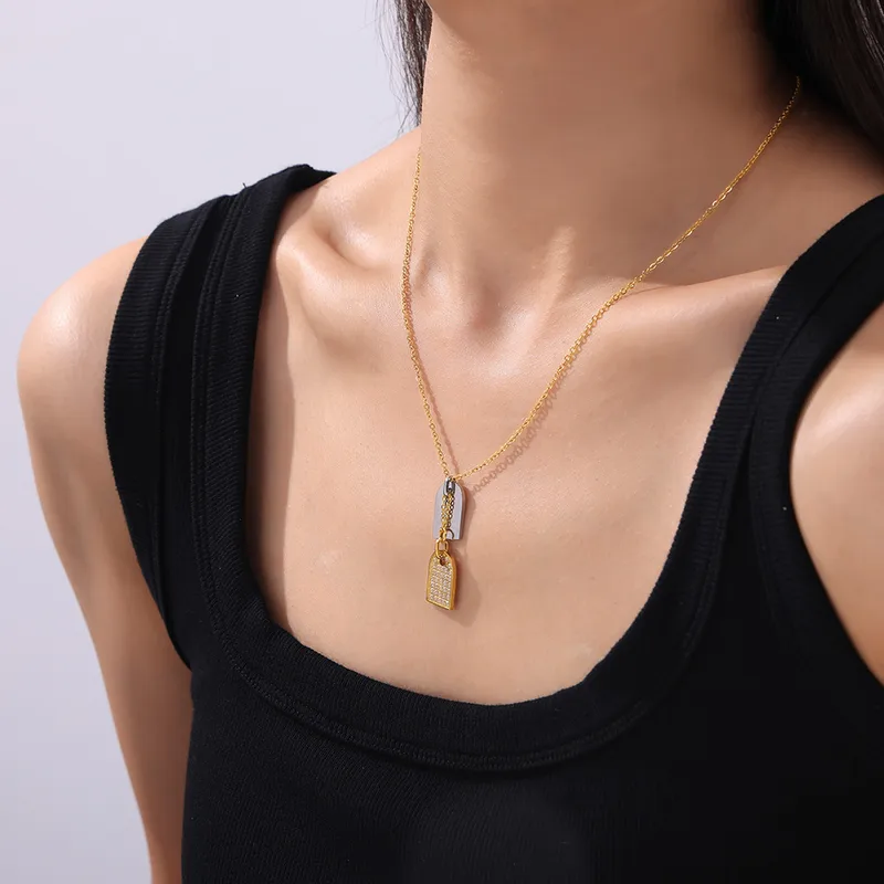 Two-Layer Tag Necklace - Image 4