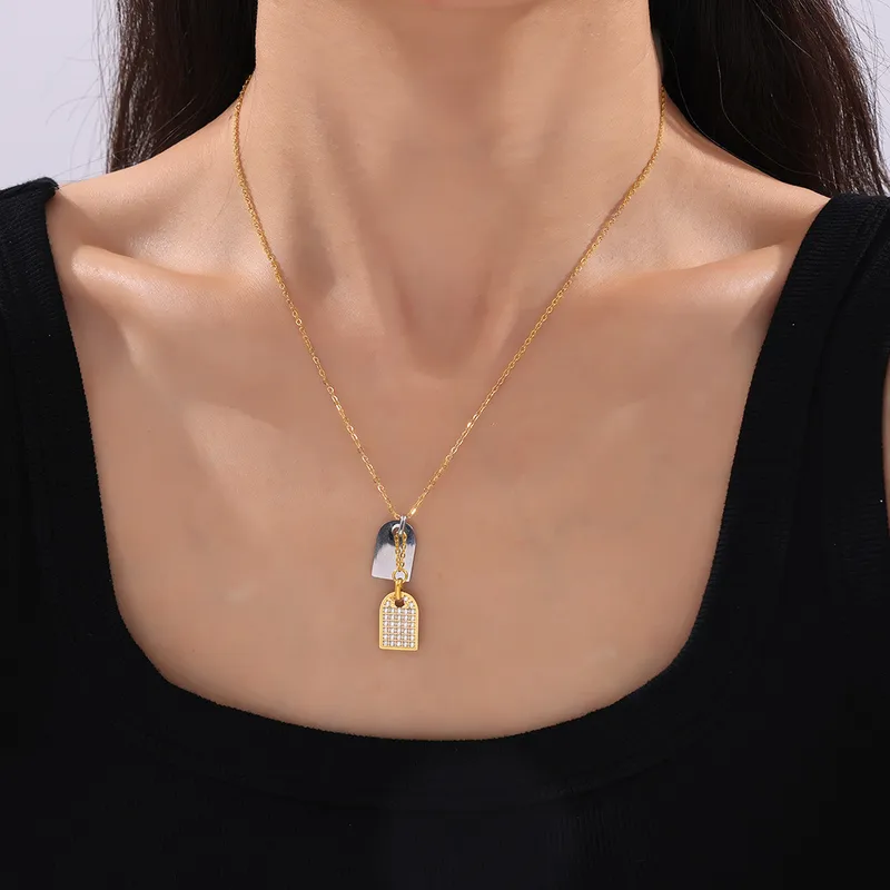 Two-Layer Tag Necklace - Image 2