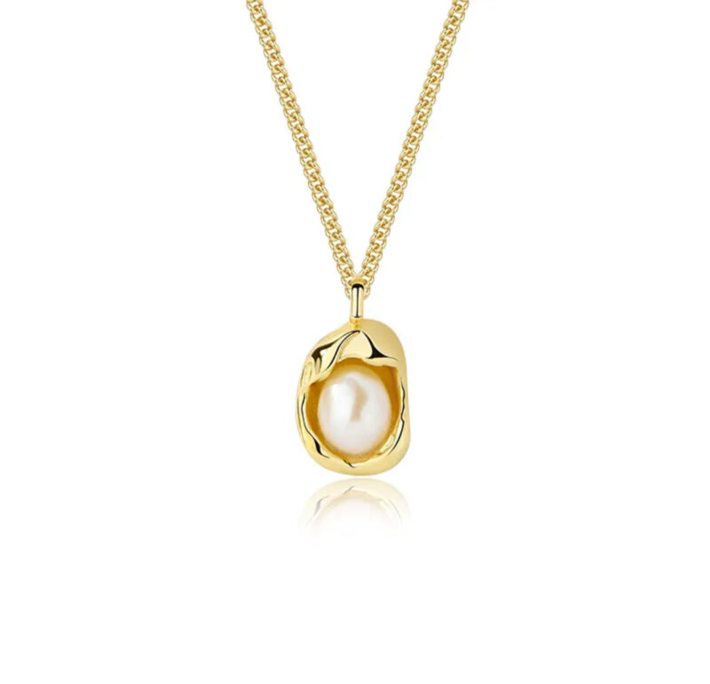 Minimalist Gold Necklace with Accent Charm - Image 4
