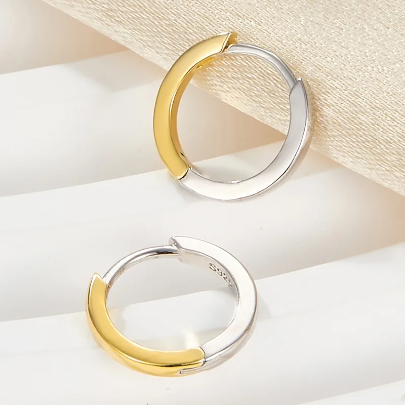Two-Tone Minimalist Hoop Earrings - Image 2